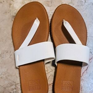NWOT Reef White and Brown Sandals